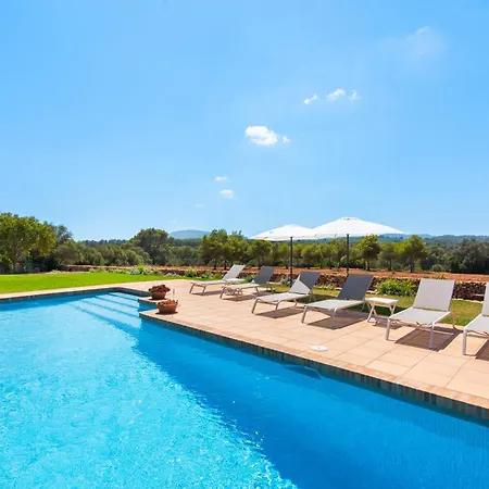 Villa Son Blat *